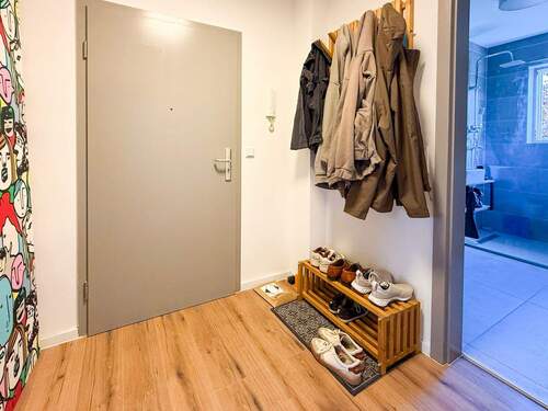 Wohnungseingangstür - Einfamilienhaus in Leipzig zum Kaufen