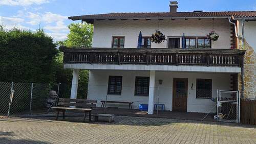 Blick auf das Wohnhaus - 