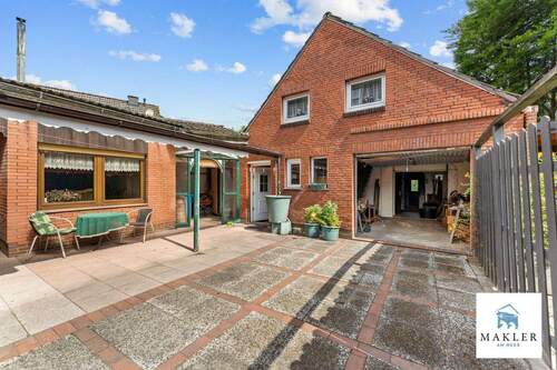 2 - 8 Zimmer Einfamilienhaus in Aurich