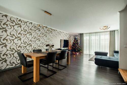 Wohnzimmer Erdgeschoss (Bild 2) - 5 Zimmer Reihenmittelhaus in Bad Säckingen