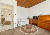 Zimmer 2 - 
