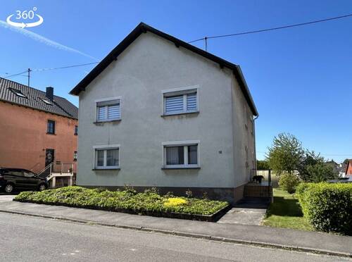 26-CSBD-186 - Geräumiges Zweifamilienhaus mit Garten und Garage - bezugsfrei