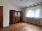 EG Schlafzimmer - 9 Zimmer Mehrfamilienhaus, Wohnhaus in Völklingen / Ludweiler