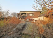 Weg zum Haus - 5 Zimmer Einfamilienhaus in Bebensee