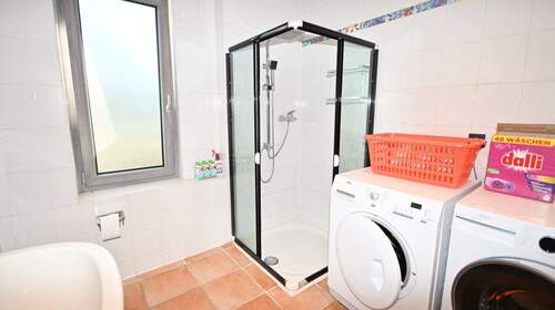 Duschbad im Erdgeschoss - 