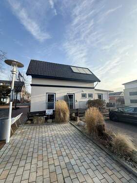 Seite Rechts - 8 Zimmer Mehrfamilienhaus, Wohnhaus in Büsum