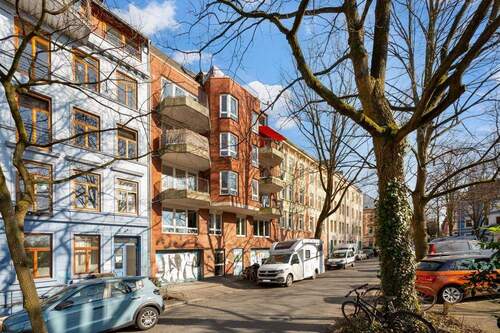 Außenansicht - Moderne 2-Zimmer-Wohnung mit sonnigem Balkon in beliebter Lage von Hamburg-Altona