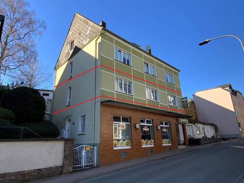 Strassenansicht - 6 Zimmer Etagenwohnung zum Kaufen in Prüm