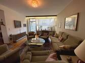 Wohnzimmer mit Zugang Terrasse - 
