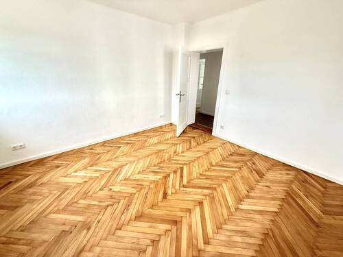 Ihr Schlafzimmer gen Diele - 