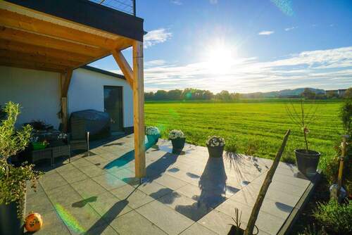 Ausblick - Neubau in idyllischer Stadtrandlage