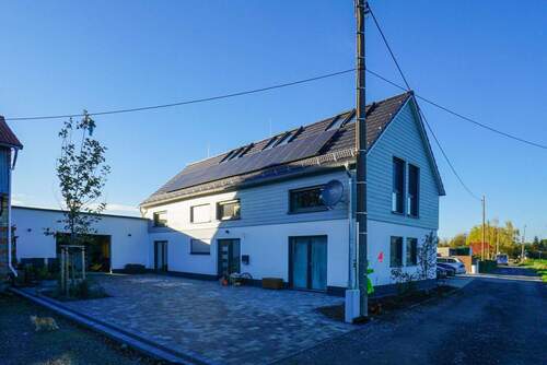 Hausansicht - 6 Zimmer Einfamilienhaus zum Kaufen in Kamenz