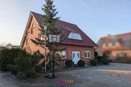 Außenansicht (4) - 5 Zimmer Einfamilienhaus in Braunschweig