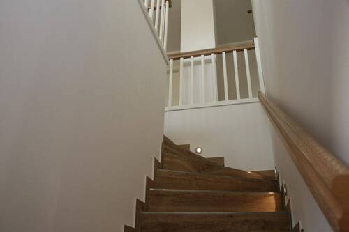 zur Empore im 1. OG - 