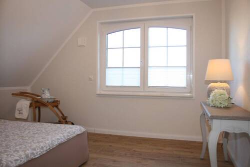 das Schlafzimmer 2 - 
