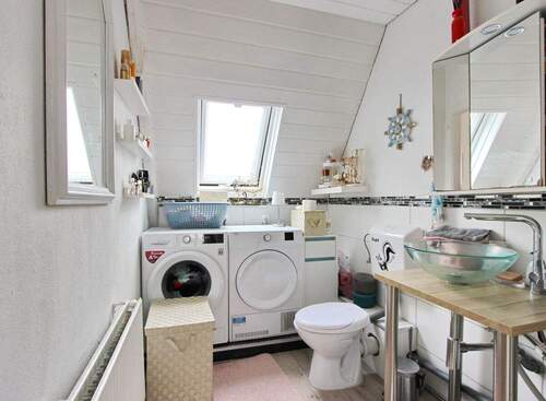 WE 2 WC u. HWR 1. OG - 