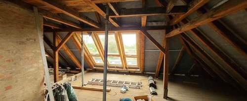 4 - EIGENHEIM ODER ZFH? *** GROßER GARTEN