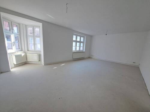 Wohnzimmer.jpg - 2 Zimmer Etagenwohnung zur Miete in Bremerhaven