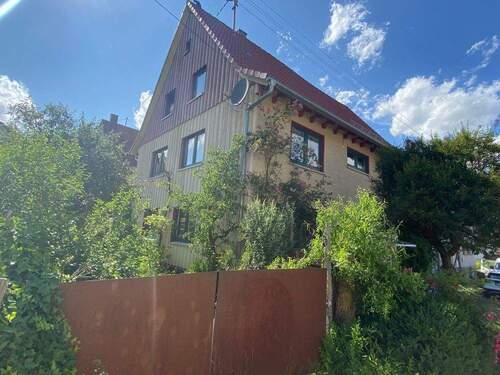 Außen - 7 Zimmer Bauernhaus, Landhaus zum Kaufen in Rosenfeld / Brittheim