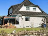 Seitenansicht - Einfamilienhaus mit 230,00 m² in Dedelstorf zum Kaufen