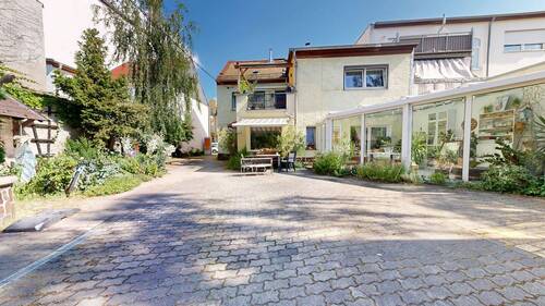 Außenbereich - 7 Zimmer Mehrfamilienhaus, Wohnhaus zum Kaufen in Markranstädt
