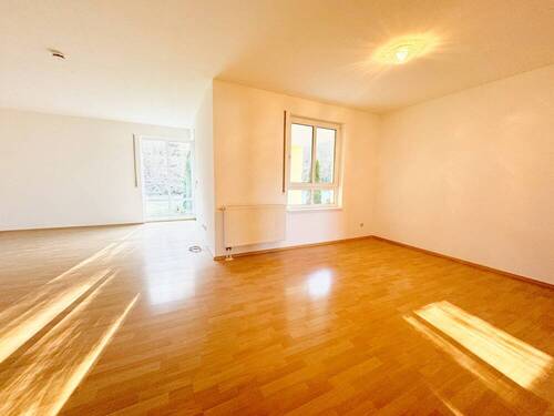 Wohnzimmer und Esszimmer - 