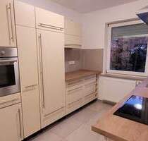 Frisch sanierte 3 - Zimmer Wohnung Hochpaterre mit Terrasse - Oberasbach Unterasbach