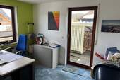 Zimmer mit Ausgang (Büro oder Kinderzimmer) - 