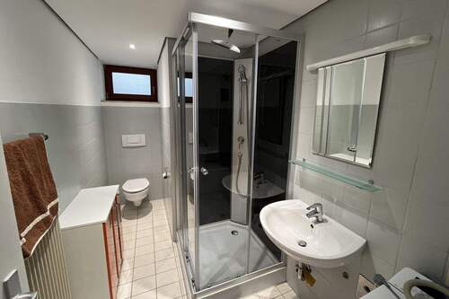 Duschbad Einliegerwohnung UG - 