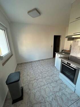 Küche mit Essbereich - 