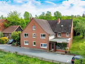 Bild 1 - Großzügiges Anwesen mit Wohnhaus, Gewerbe und Werkstatt in Rinteln-Möllenbeck