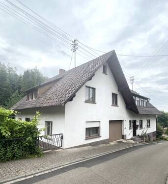 Einfamilienwohnhaus Bj. 1965 (mit Anbau 2-Fam. Whs - Mehrfamilienhaus, Wohnhaus zum Kaufen in Oberkirch