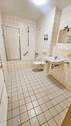 Bad mit Wanne - 