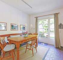 Ihr Familiensitz in Hamburg Wellingsbüttel: Doppelhaushälfte mit schönem Garten