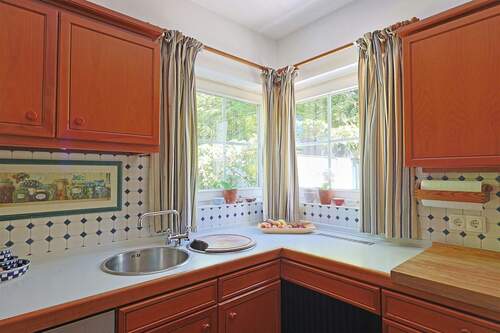 Morgens fällt die Sonne in die Küche - 