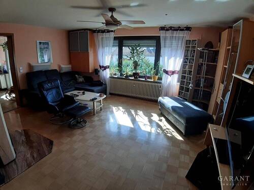 OG Wohnzimmer - 1 Zimmer Mehrfamilienhaus, Wohnhaus zum Kaufen in Hirrlingen