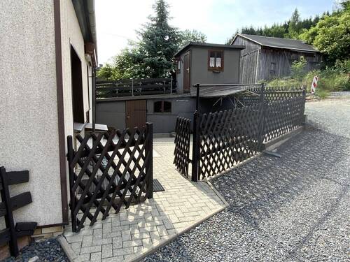 Terrasse - Einfamilienhaus mit 91,50 m&sup2; in Gräfenthal zum Kaufen