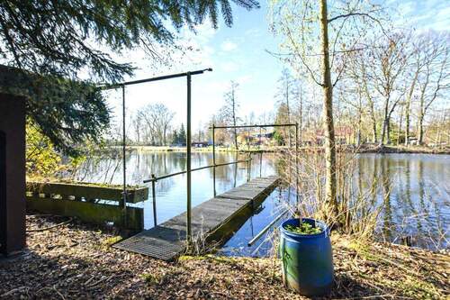 Garten mit Teichzugang - 6 Zimmer Einfamilienhaus in Hamburg-Tatenberg