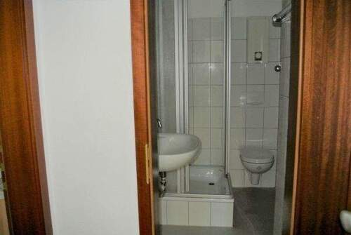 waldbad07.JPG - 2 Zimmer Etagenwohnung in Mülheim an der Ruhr