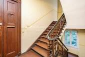 Treppenhaus - Einfamilienhaus zum Kaufen in Berlin
