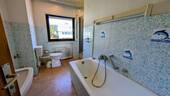 Bad & WC OG mit Dusche+Wanne - 