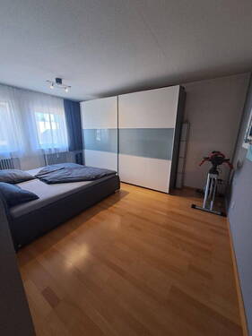 1. Schlafzimmer - 