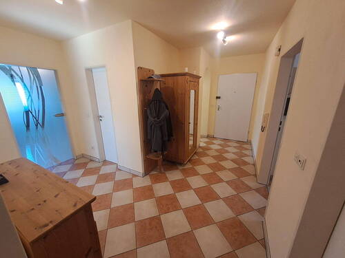Flur - 4 Zimmer Etagenwohnung in Rosenheim