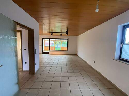 Wohn-/ Esszimmer - Einfamilienhaus mit 96,20 m² in Grettstadt / Obereuerheim zum Kaufen