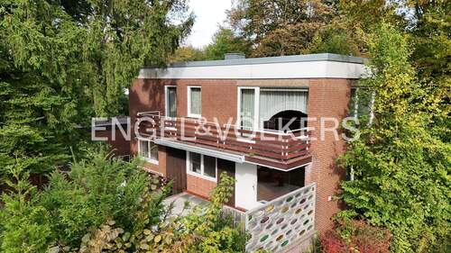 Außenaufnahme Gartenansicht - Familiengerecht & wandelbar - 560.000,00 EUR Kaufpreis, ca.  179,00 m² Wohnfläche
