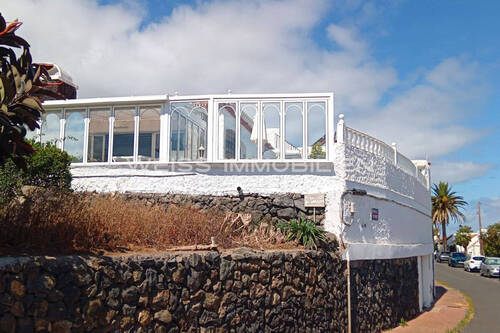 Schöne Ecklage mit Panoramablick - 