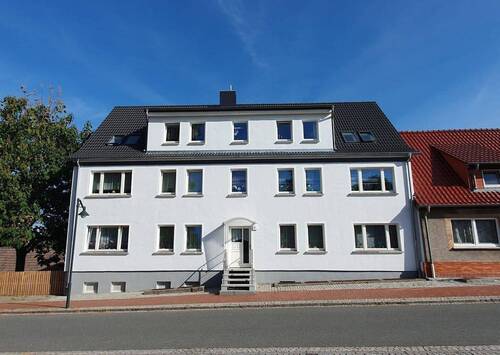 Bild 1 - Frisch renovierte 3 Zimmer mit Garten in schöner Lage von Bad Sülze inklusive Einbauküche