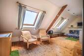 Studio 2 - 