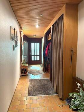 Eingangsbereich Haupt- WE - Einfamilienhaus mit 182,00 m² in Schwarzenbek zum Kaufen