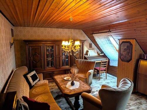 Zimmer im Obergeschoss - 